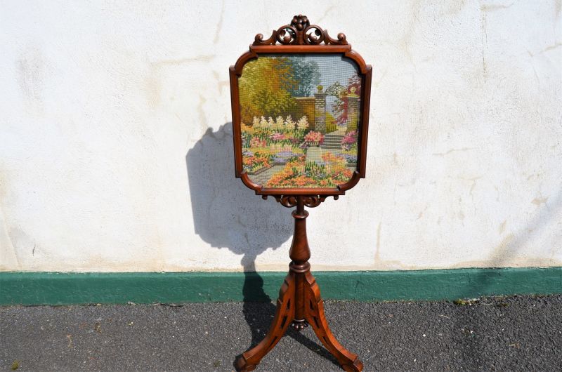 Victorian walnut pole screen