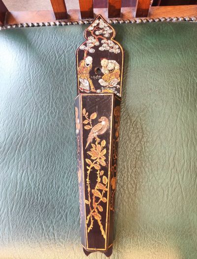 Chinese wooden laquered / painted  wall hanger