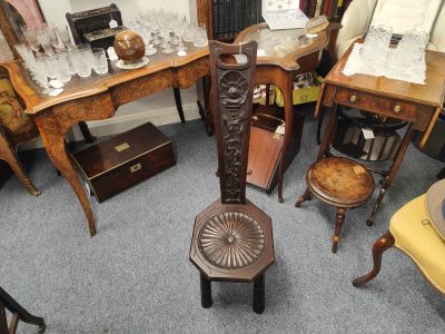 Oak spinning chair