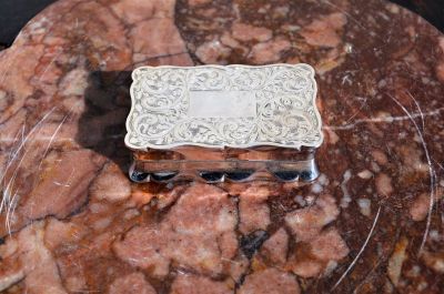 Silver snuff box 