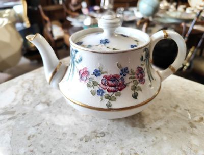Macintyre burslem tea pot