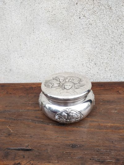 Edwardian silver trinket box