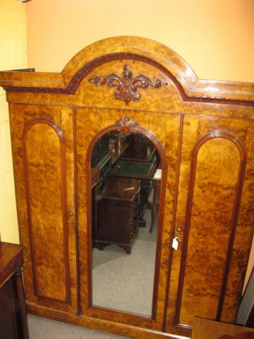Victorian Burr-Walnut Wardrobe