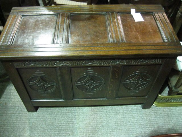 18th century Oak Coffer