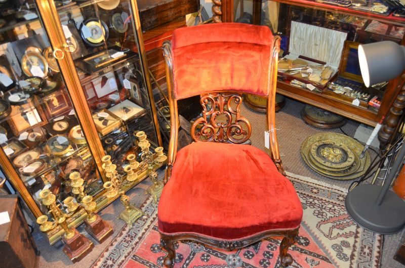 Victorian walnut chair