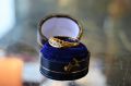 18ct gold & diamond ring Thumbnail 2