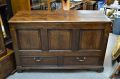 18th century oak coffer Thumbnail 1