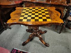 Victorian burr-walnut games table Thumbnail 1