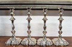 Set of four silver candlesticks Thumbnail 3