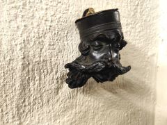 French bronze match holder / striker Thumbnail 4
