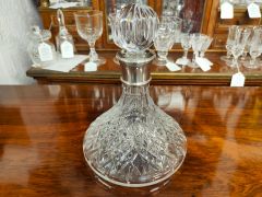 Silver mounted cut glass decanter Thumbnail 3
