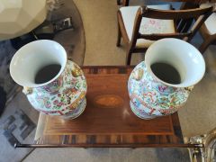 Pair of chinese / cantonese vases  Thumbnail 2