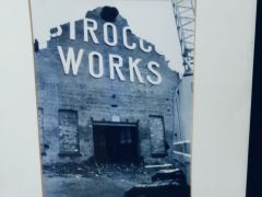 Framed black & white photo   Thumbnail 2
