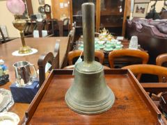Antique brass bell Thumbnail 1