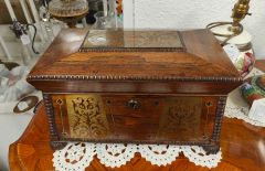 19th century rosewood tea caddy Thumbnail 6