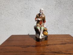 Chinese porcelain figure Thumbnail 6