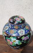 Chinese jar & cover Thumbnail 3