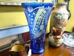 Large cut glass blue vase Thumbnail 2