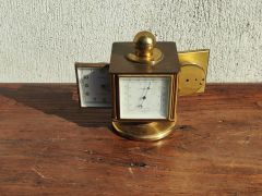 Brass cube clock Thumbnail 2