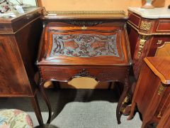 Edwardian mahogany desk Thumbnail 4