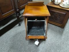 Edwardian mahogany coal box Thumbnail 3